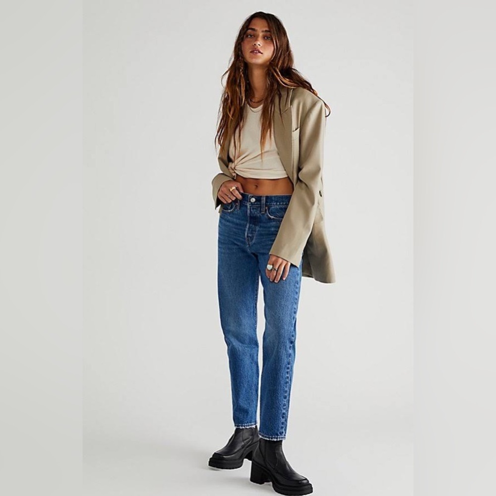 Levi’s Wedgie Icon Fit Dark Medium Wash Jeans